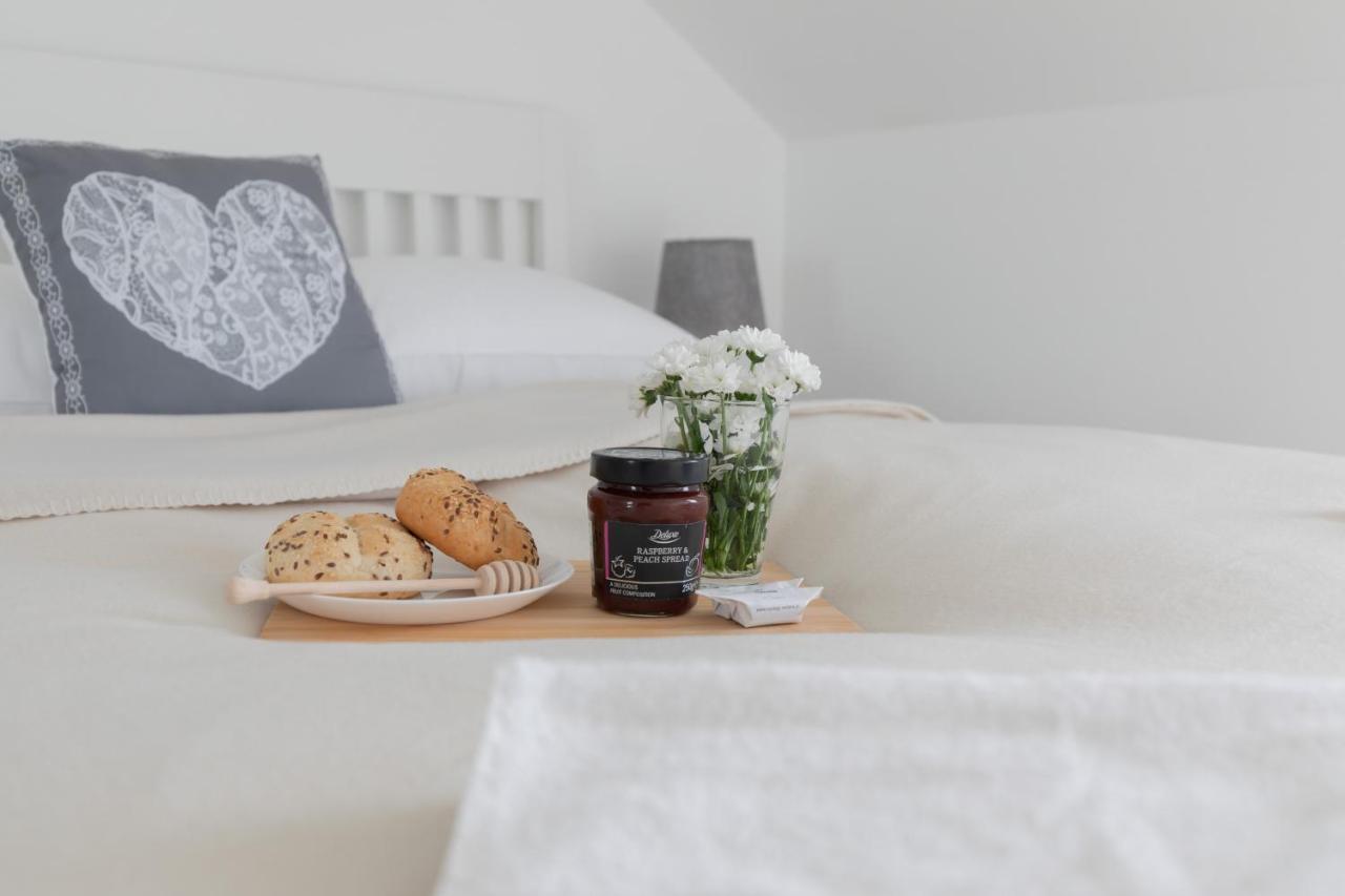 Posesja Kapitanska Przy Plazy Apartments Grzybowo By Noclegi Renters Eksteriør billede